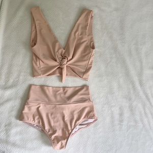 Montce Kim Bikini Top/high rise bikini bottom SM